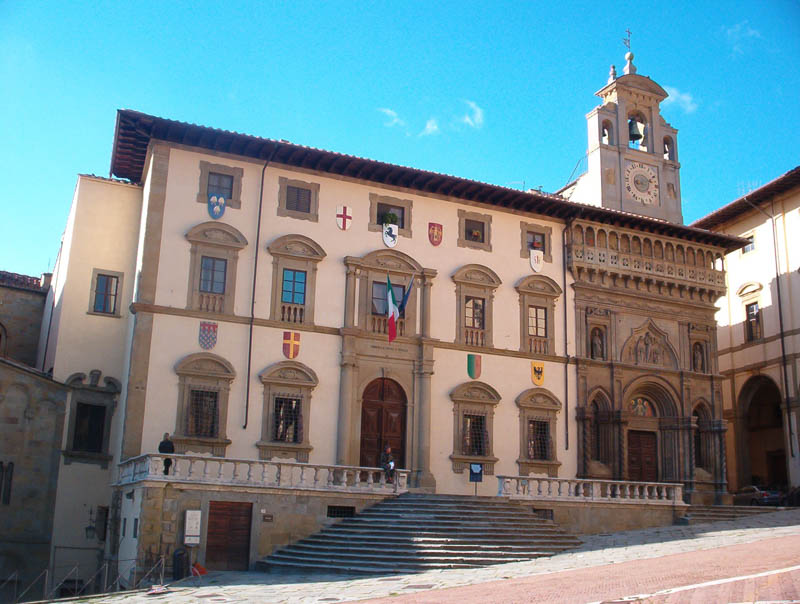 Arezzo and Cortona tour Under the Tuscan Sun Tuscany Wine Tour